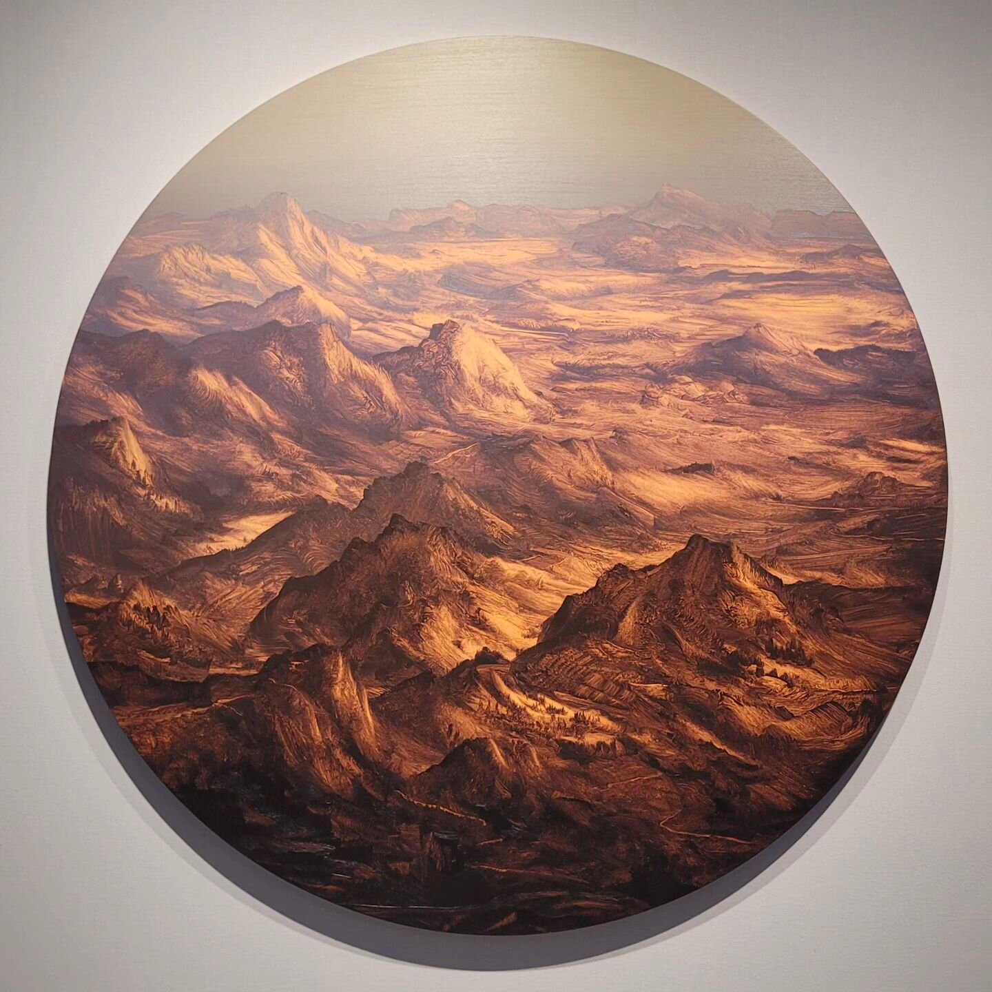 The 'Vistas' are imaginary views constructed with color gradients, usually from light to dark, and contribute to the illusion of a vast landscape. In this series, Stefan Peters has exchanged the canvas for wooden panels, which have been smoothed into