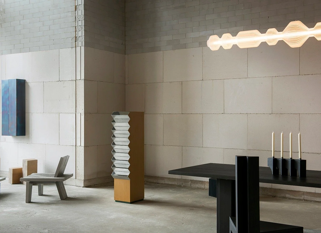 SHOW NOT SHOW
INSERT [CONCEPT] HERE

Explore the concept to rethink the object. We invite you to look beyond the object, to trace the invisible thing called concept. Each designer has their own relationship with this. A concept can be a starting poin