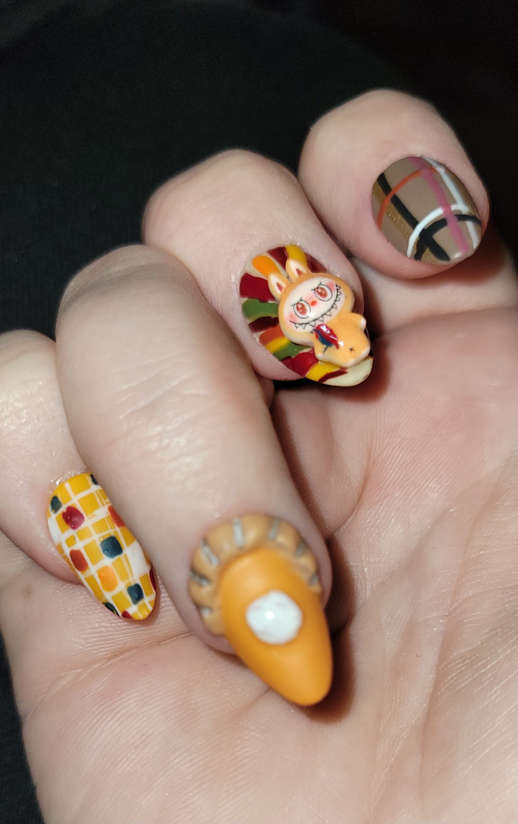 thanksgiving bubu pie nails.jpg
