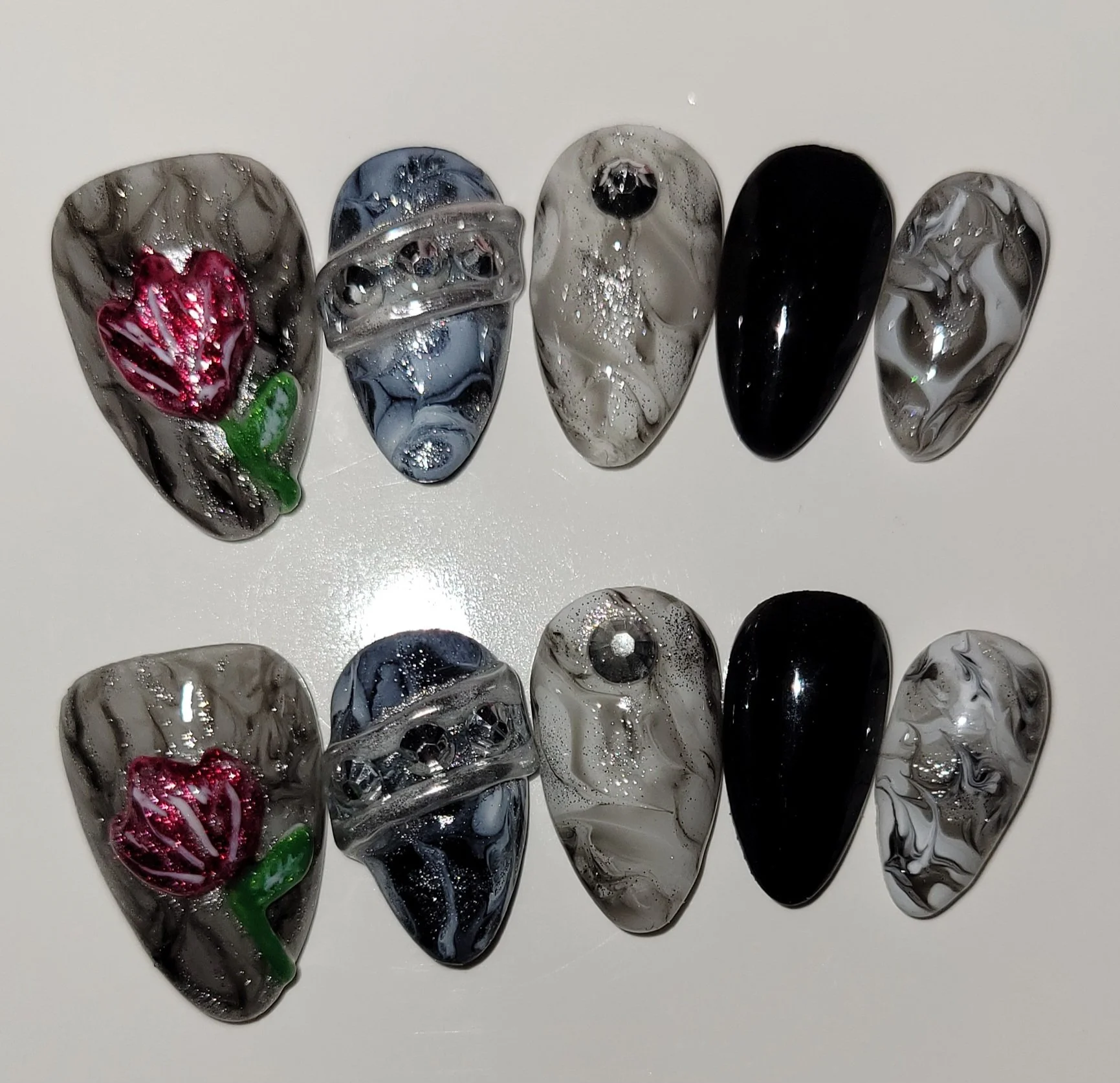 3d flower marble nails.jpg