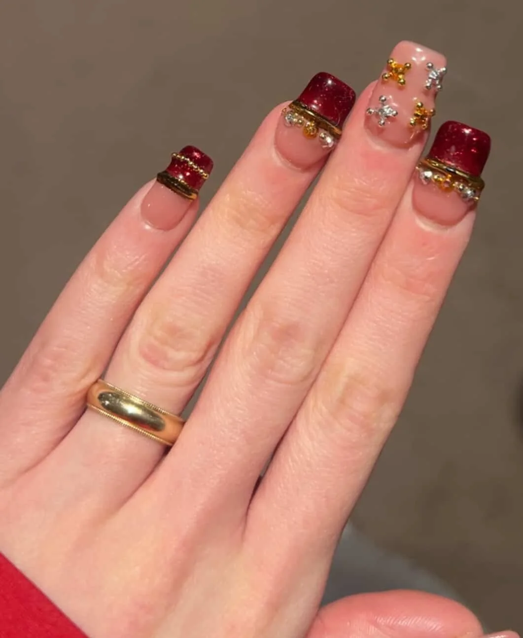 Chloe's caviarbead nails.jpg