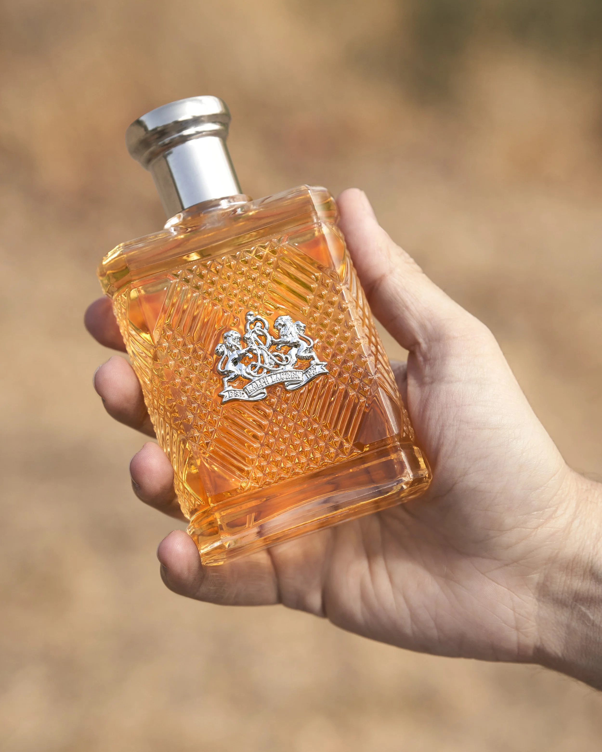 safariformenbottleinhandv1_dmi_image_na_no-cta copy.jpg