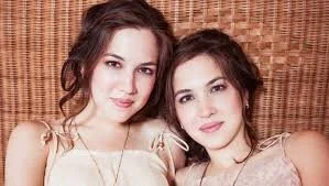 Episode 6: Interview with Christina and Michelle Naughton