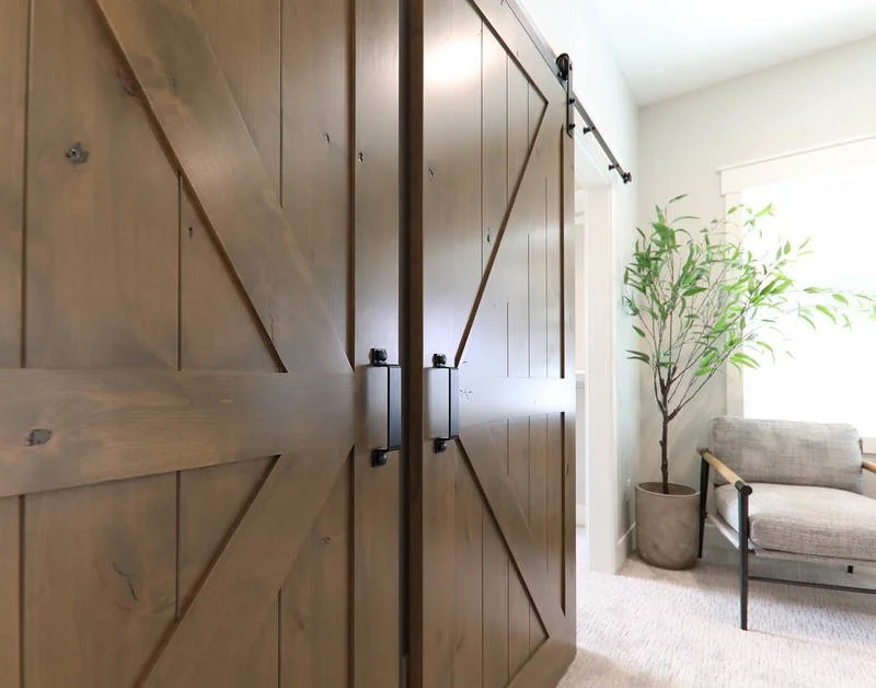 Inspiration_Interior-Gallery_BarnDoor26_reg.jpg