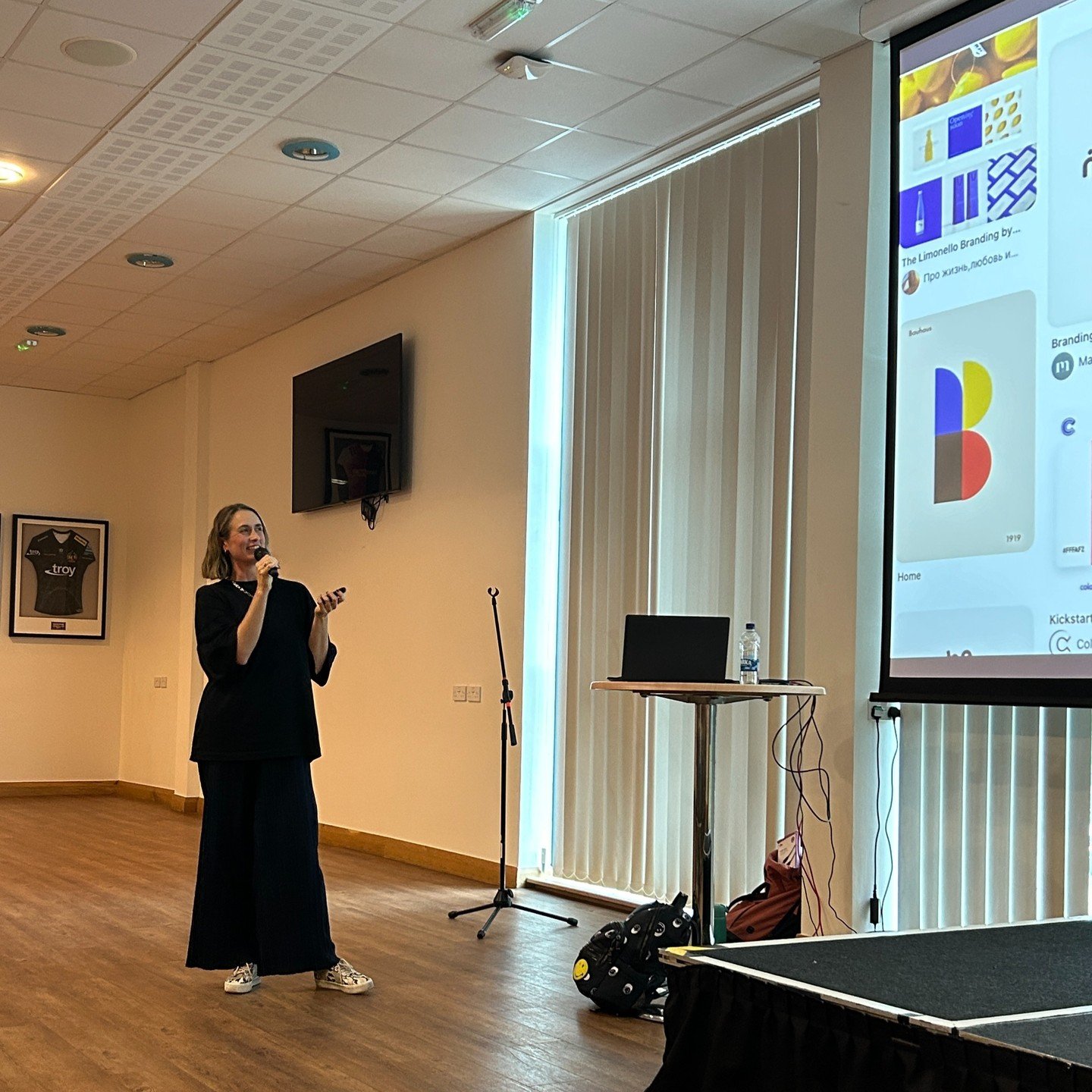 Yesterday I did something that scared me. I haven't presented to a room full of people since 2019, pre covid!

But yesterday at @buildingbrandsuk I had the pleasure of talking to a room full of professionals. 

Massive thank you to everyone who chose
