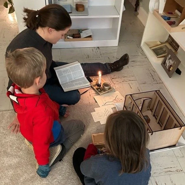 &quot;Give thanks to the LORD, for he is good; his love endures forever.&quot; (Psalm 118:29)
We are thankful for our Selah family and friends!
Happy Thanksgiving!!