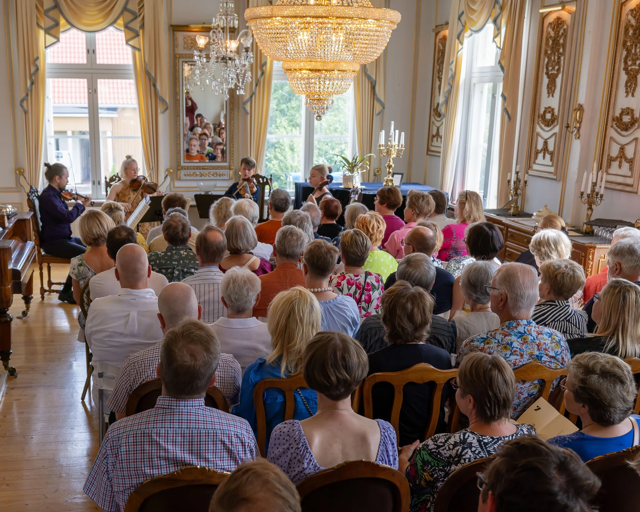 Tulevaisuuden tähdet Villa Royalissa