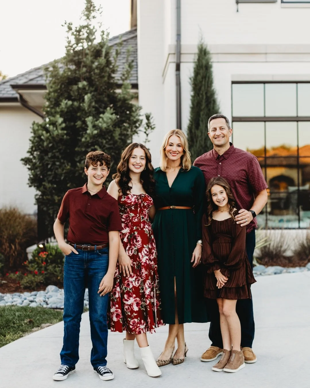 I am a few weeks away from wrapping up an amazing Fall season! feeling so grateful for all of my clients and can hardly believe November is already here.