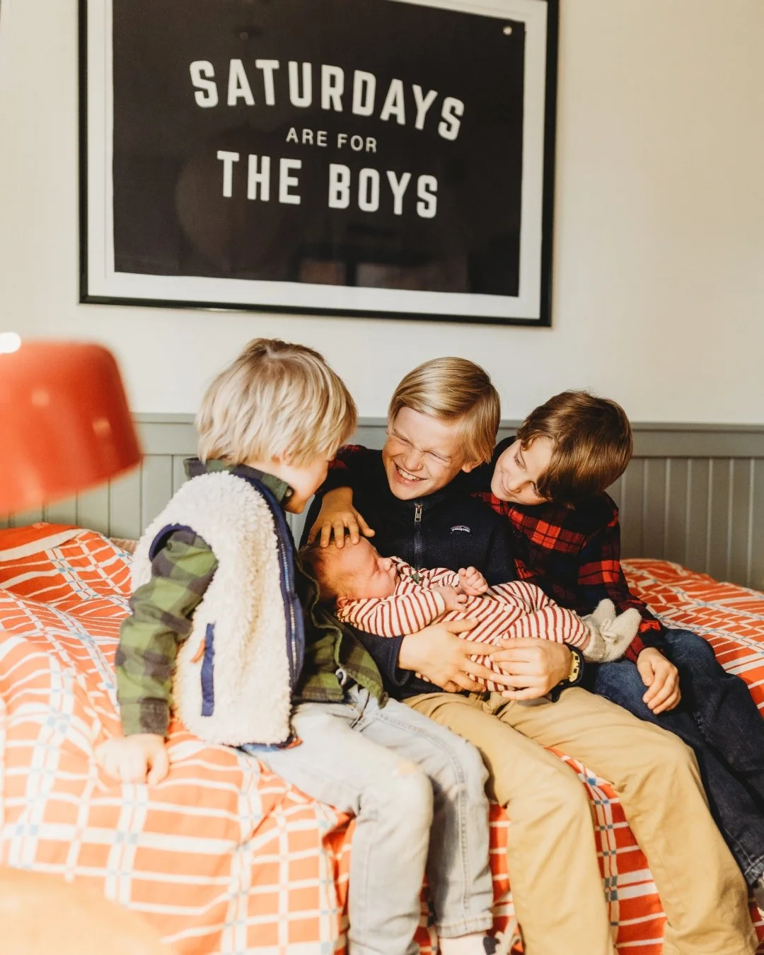 this gallery currently tops the list of things my heart cannot possibly handle 🖤🤍