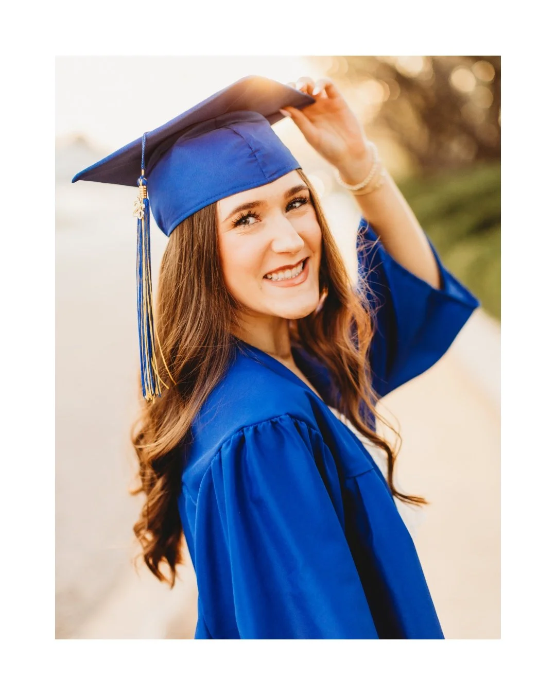 celebrating Clara! 💛🎓🎉💙