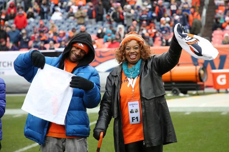 broncos2.jpg