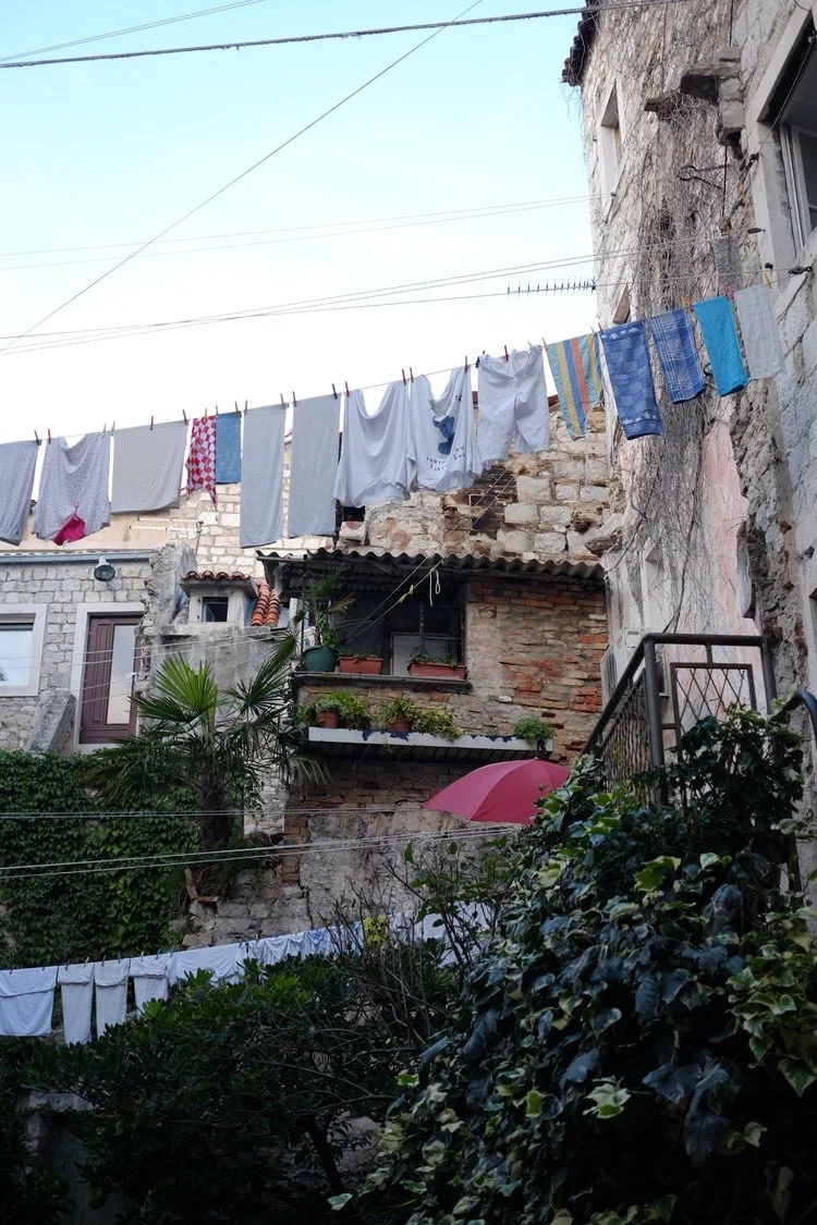 DD-diocletians-palace-laundry-hanging.jpeg