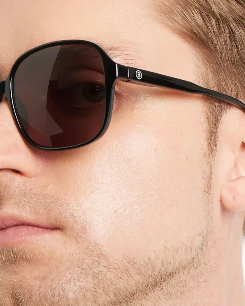 sirene-barner-black-sunglasses-pascal5.png
