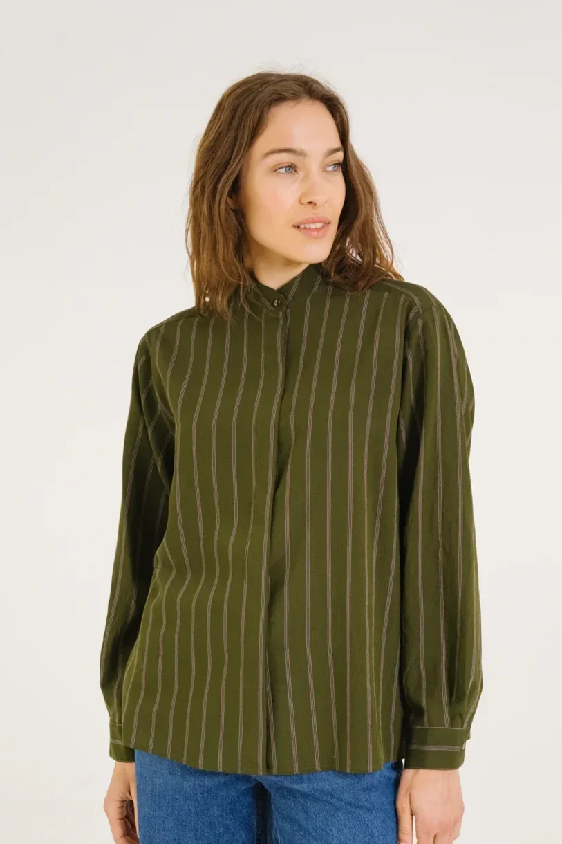 sirene-sacrecoeur-khaki-blouse-gena-3.webp