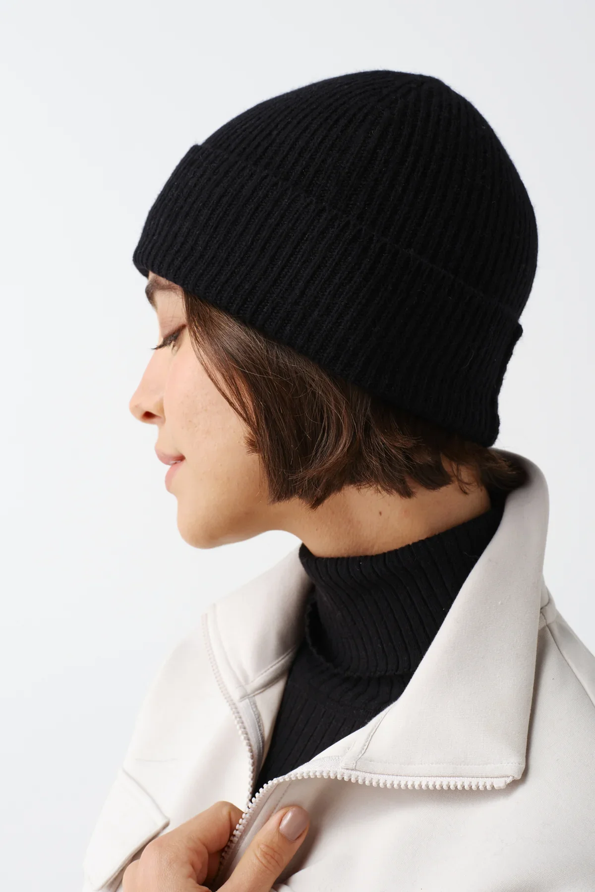 Helen Moore Black Cashmere Hat Beanie