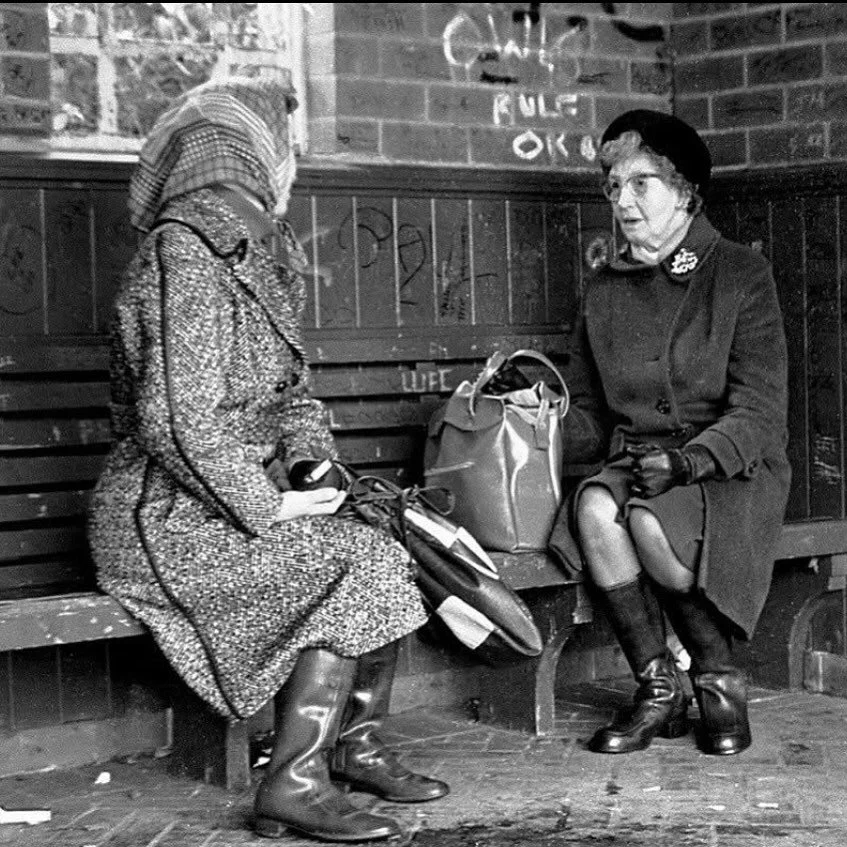 &ldquo;&lsquo; Ere, Mavis did you know that Sirene have further reduced everything in their Winter Sale?&rdquo; 
&ldquo;Why do you think I&rsquo;m waiting for the early bus into town Doreen?!&rdquo; 
If your winter wardrobe is in need of an update or