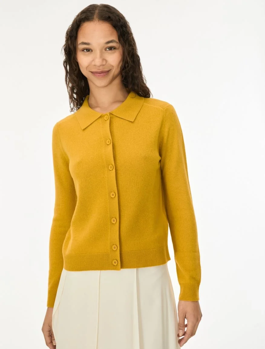 sirene-iblues-mustard-polo-knit-pedone1.webp