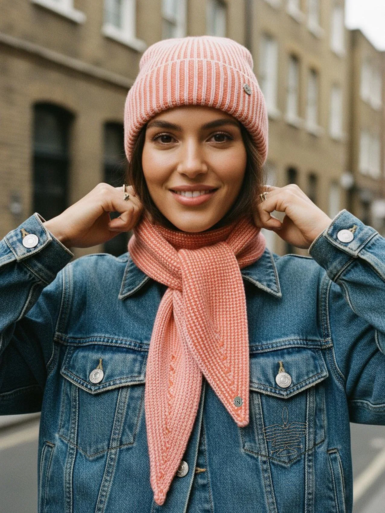sirene-nooki-pink-scarf-madria2.jpg