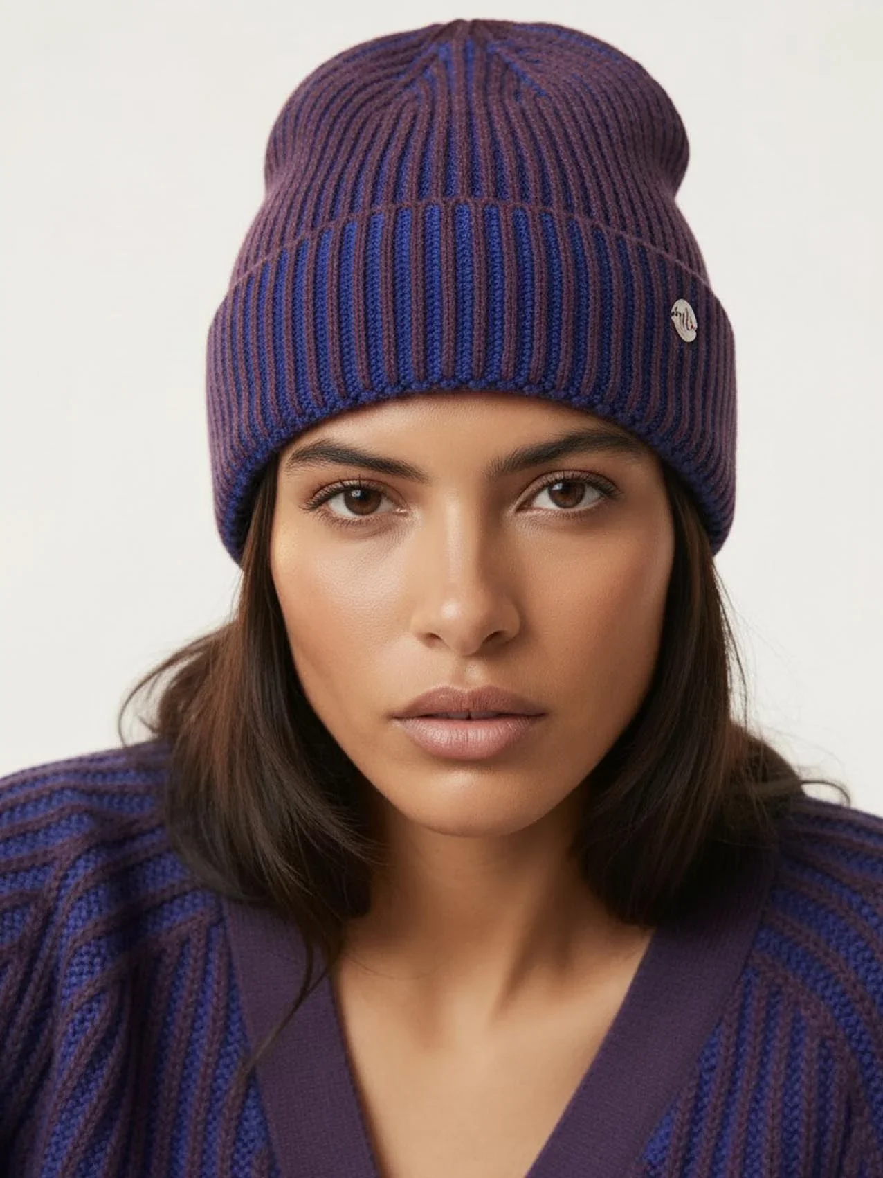 sirene-nooki-burgundy-stripe-beanie-madria1.jpg.webp