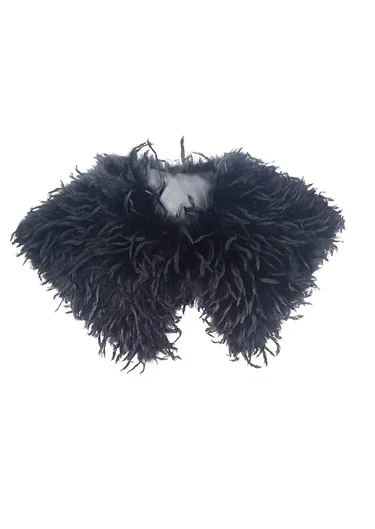 sirene-nooki-feather-collar-bergdorf-1.webp