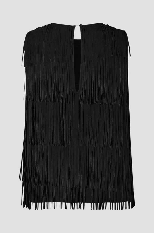 sirene-second female-fringed-top-dancing6.jpg.webp