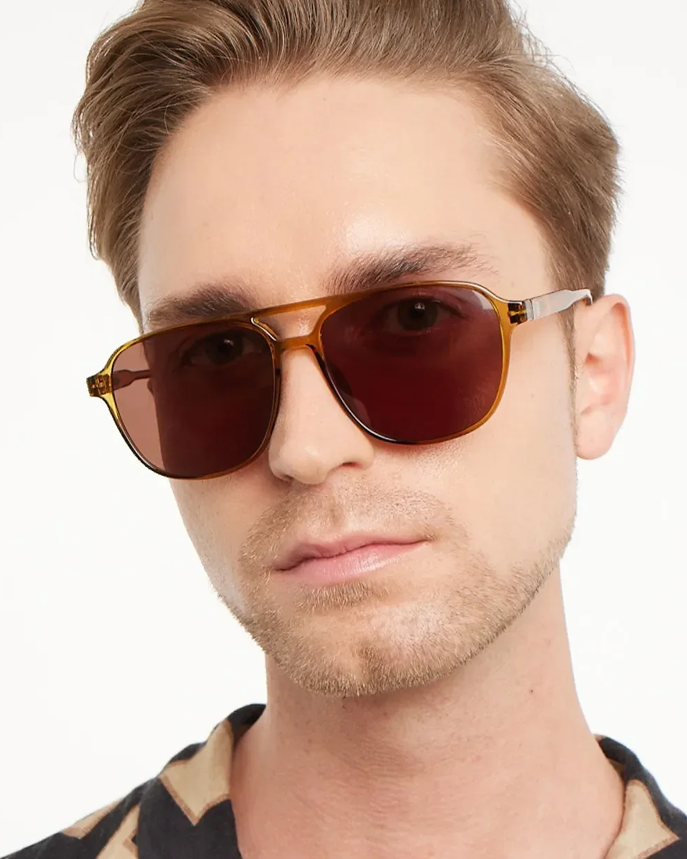 sirene-barner-ecru-sunglasses-brad6.png