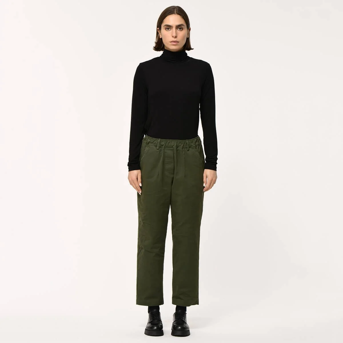sirene-humility-khaki-trousers-kaman-3.jpg