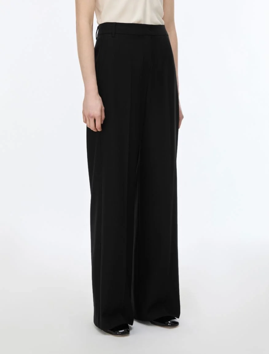 sirene-iblues-black-trousers-molo4.webp