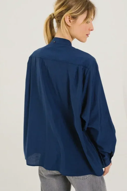 sirene-sacrecoeur-blue-blouse-gena-4.webp