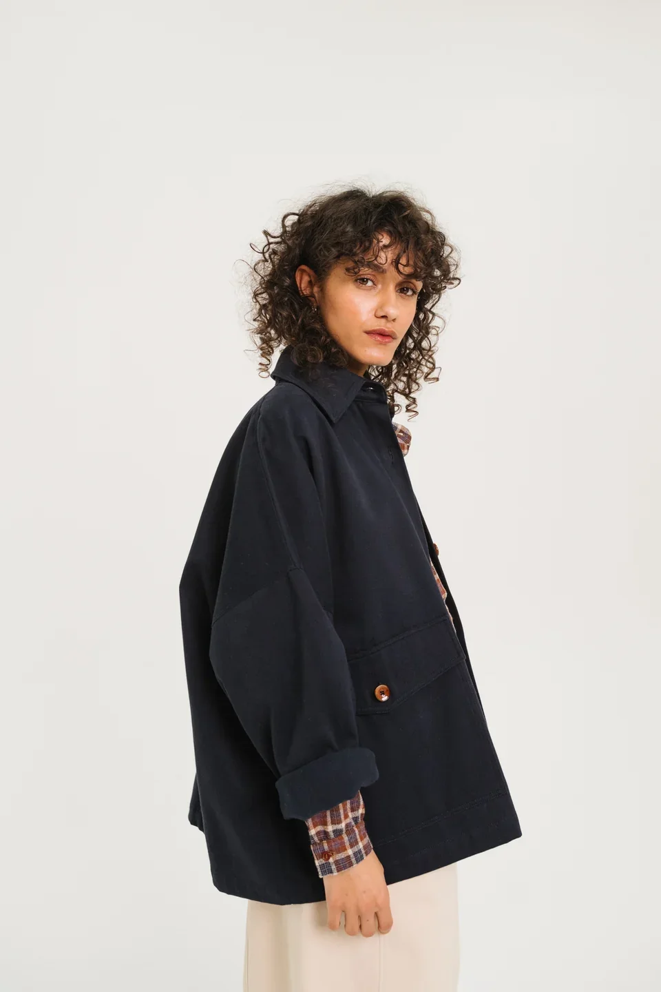 sirene-sacrecoeur-navy-jacket-romane2.WEBP