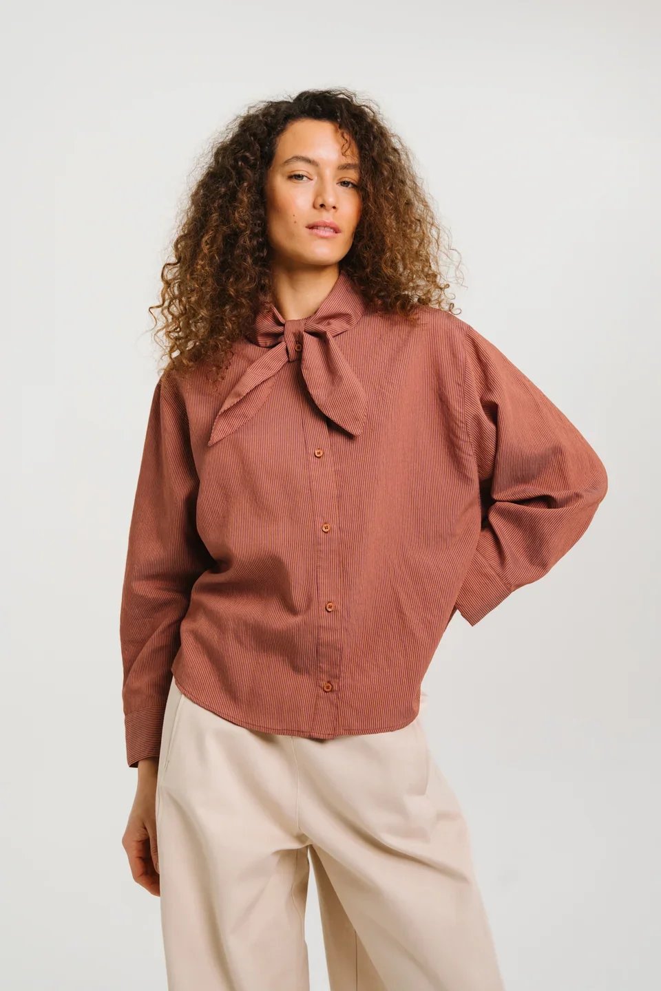 sirene-sacrécouer-stripe-bow-blouse-charlie1.jpg.webp