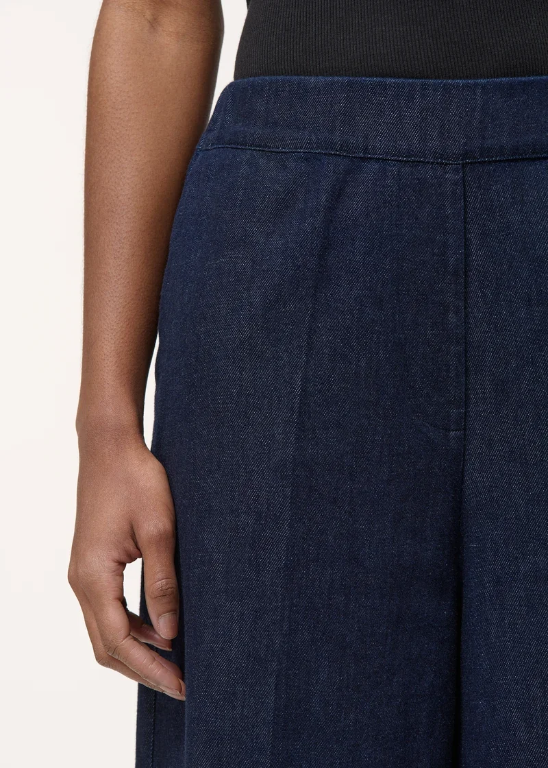 sirene-humility-cuf-jeans-denim-sophio4.jpg.webp