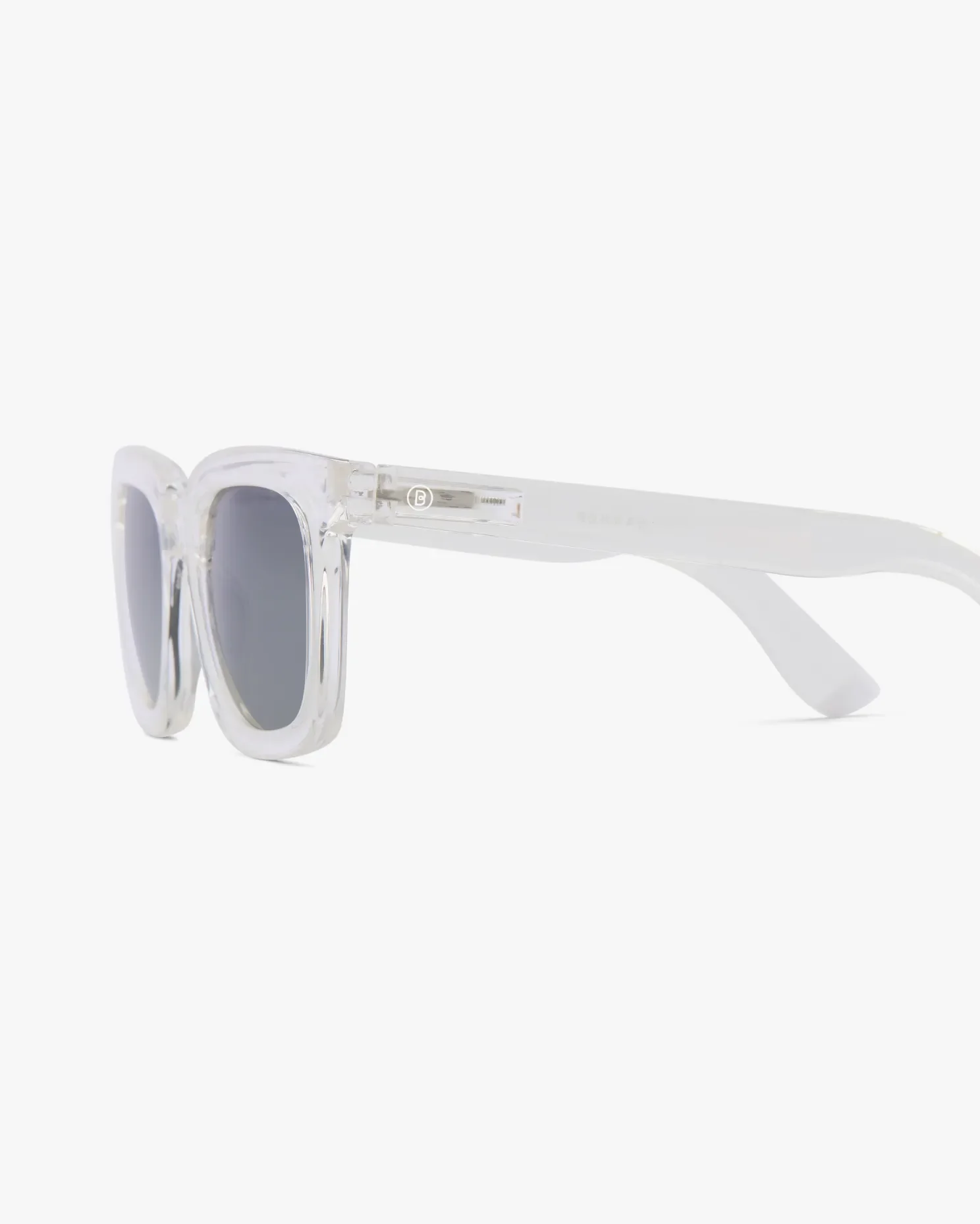 sirene-barner-crystal-sunglasses-max3.png