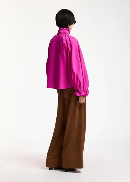 sirene-essentielantwerp-pink-pussybow-blouse-keily3.webp