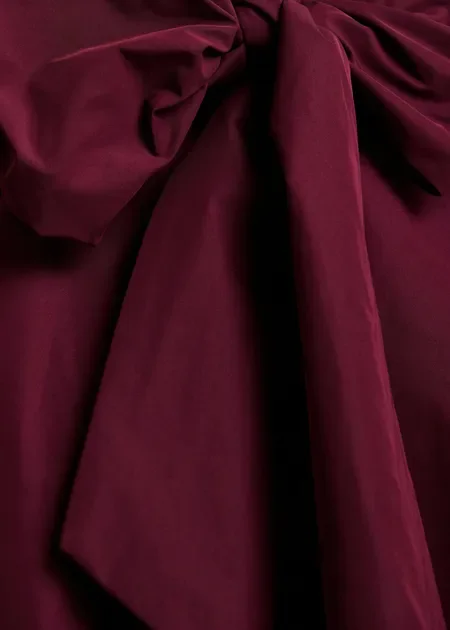 sirene-essentielantwerp-burgundy-dress-5.webp