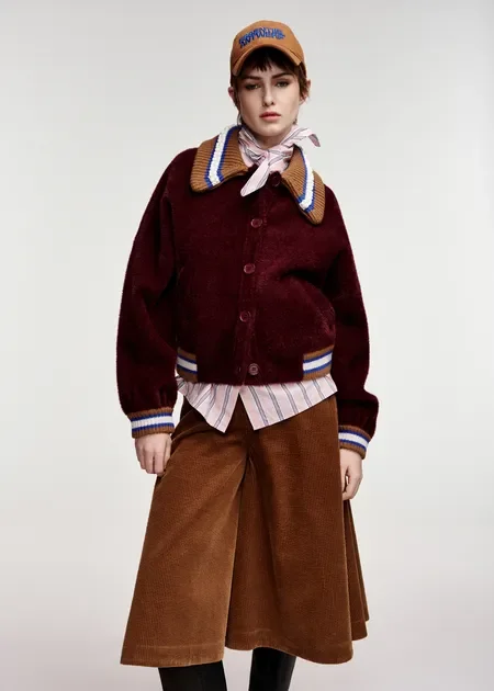 sirene-essentielantwerp-burgendy-jacket-kamore1.webp