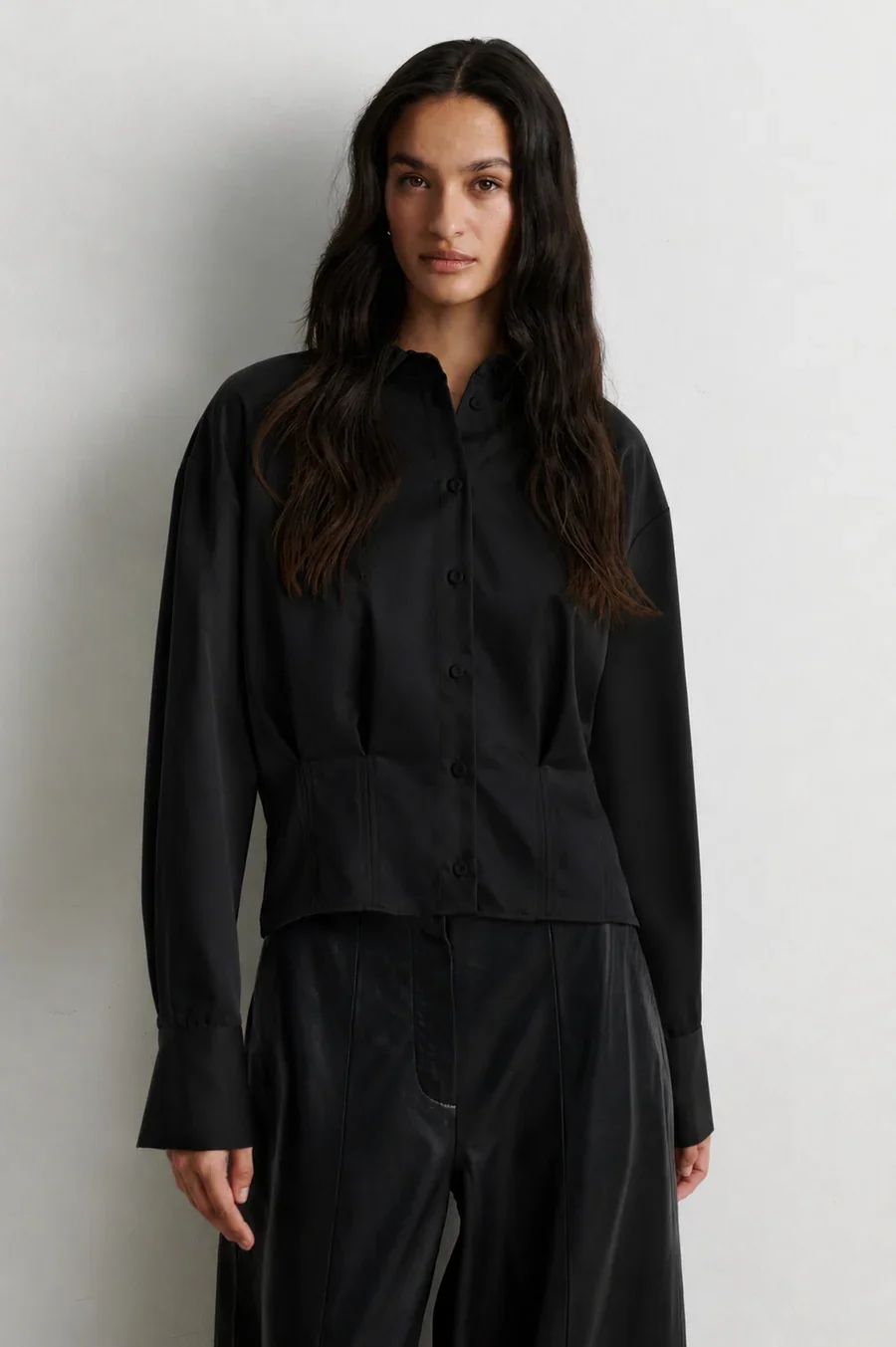 sirene-second female-silky-blouse-opala7.jpg.webp