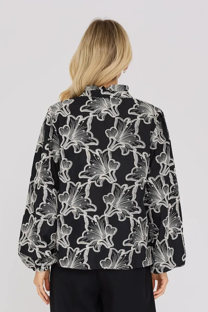 sirene-aview-flower-blouse-grete3.jpg.png