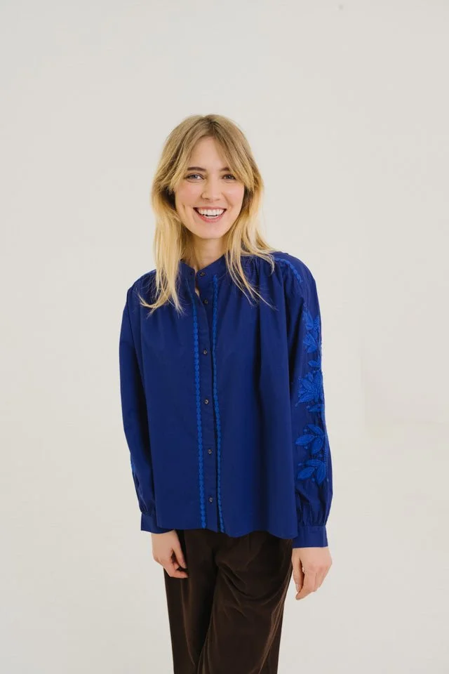 sirene-sacrecoeur-embroidered-blouse-ella-2