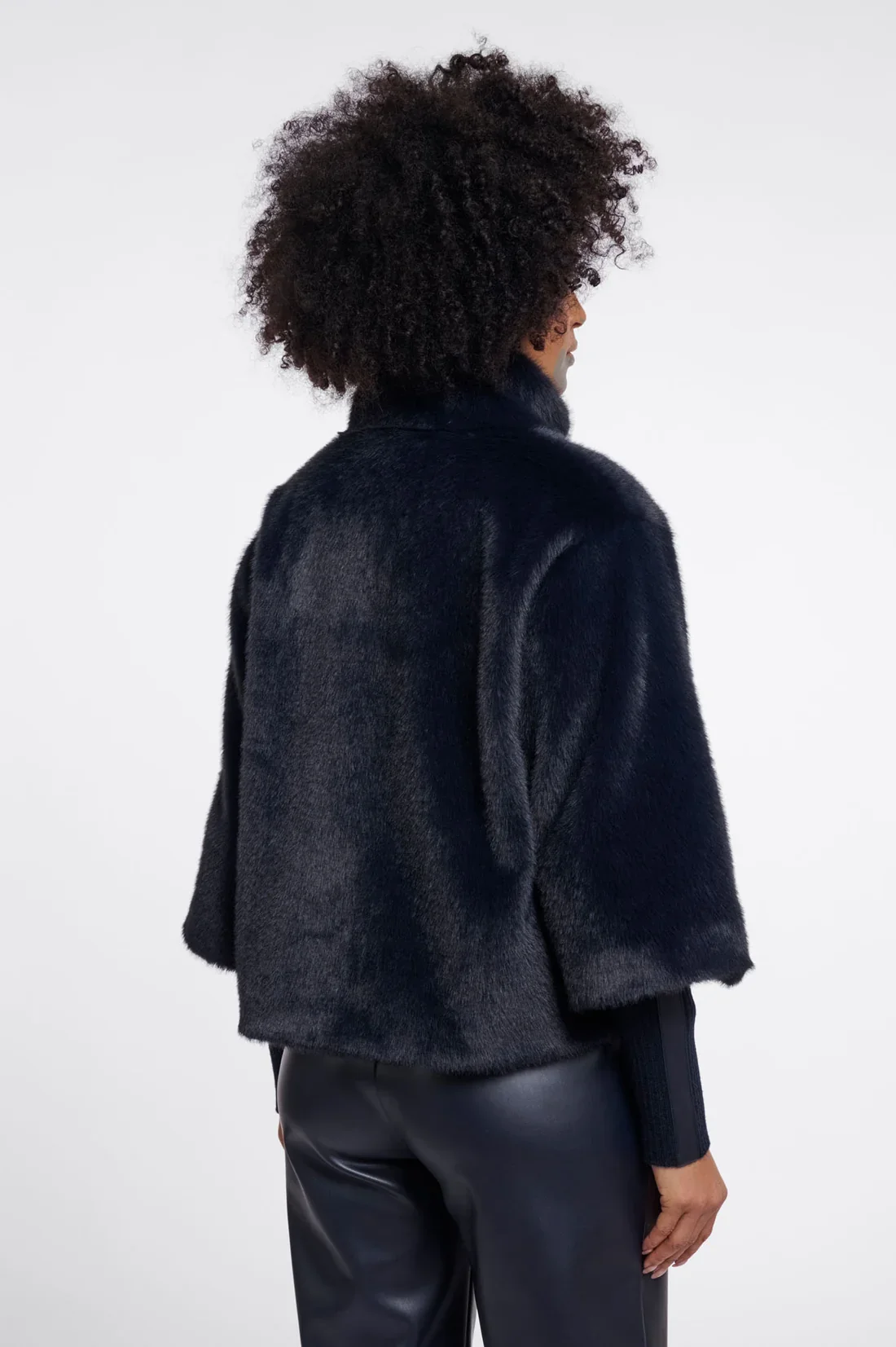 sirene-rino&pelle-navy-cuff-jacket-nesrin3.jpg.webp