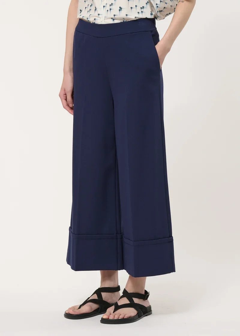 sirene-humility-black-cuff trousers-sophio1.jpg.webp