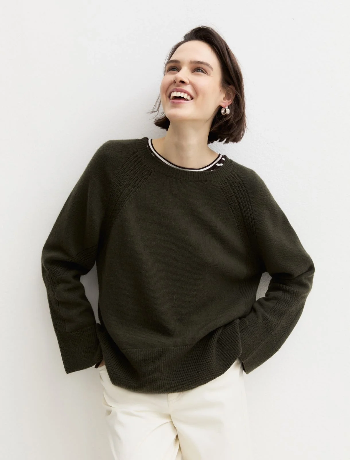 emme-khaki-jumper-arcadia1.webp