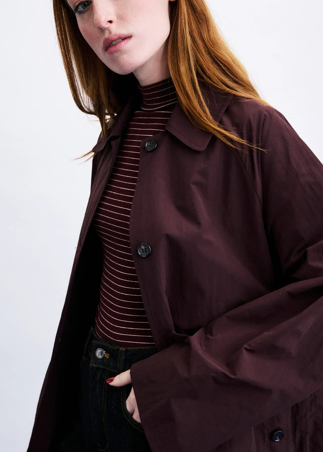 sirene-frnch-burgundy-trench-coat-tomita6.WEBP