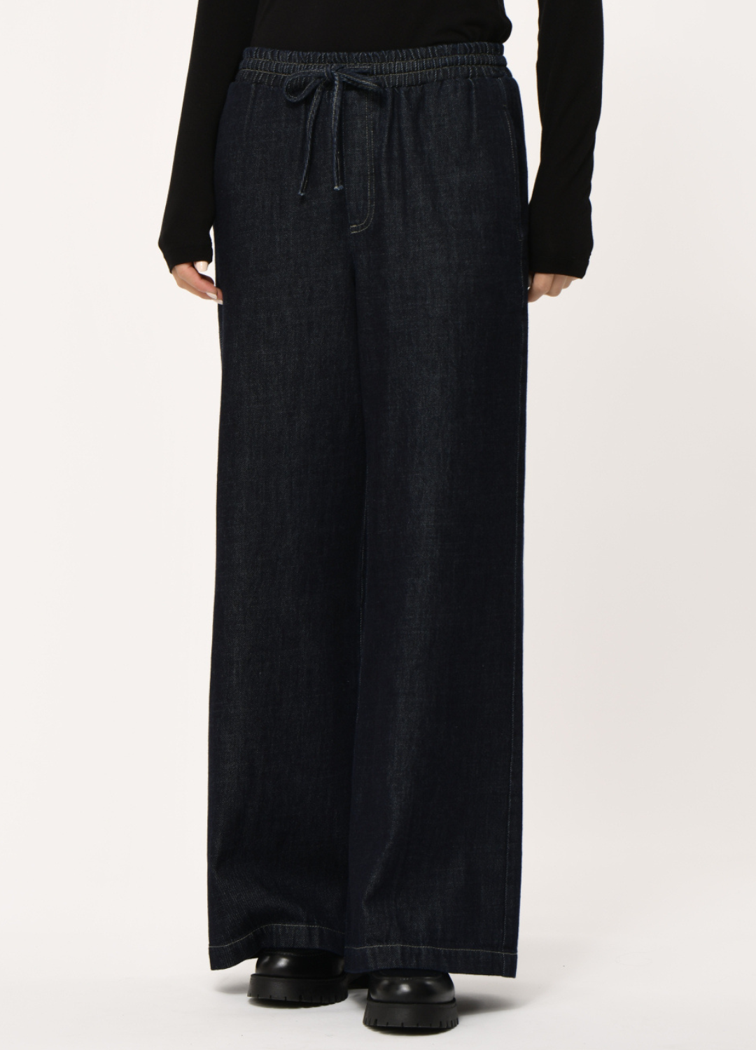 sirene-humility-denim-trousers-kanbo-1.png