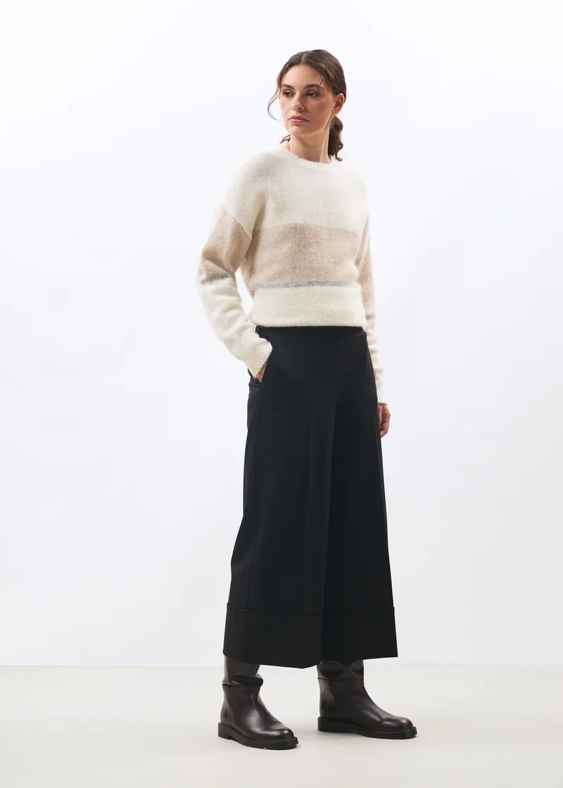 sirene-humility-navy-cuff trousers-sophio1.jpg.webp