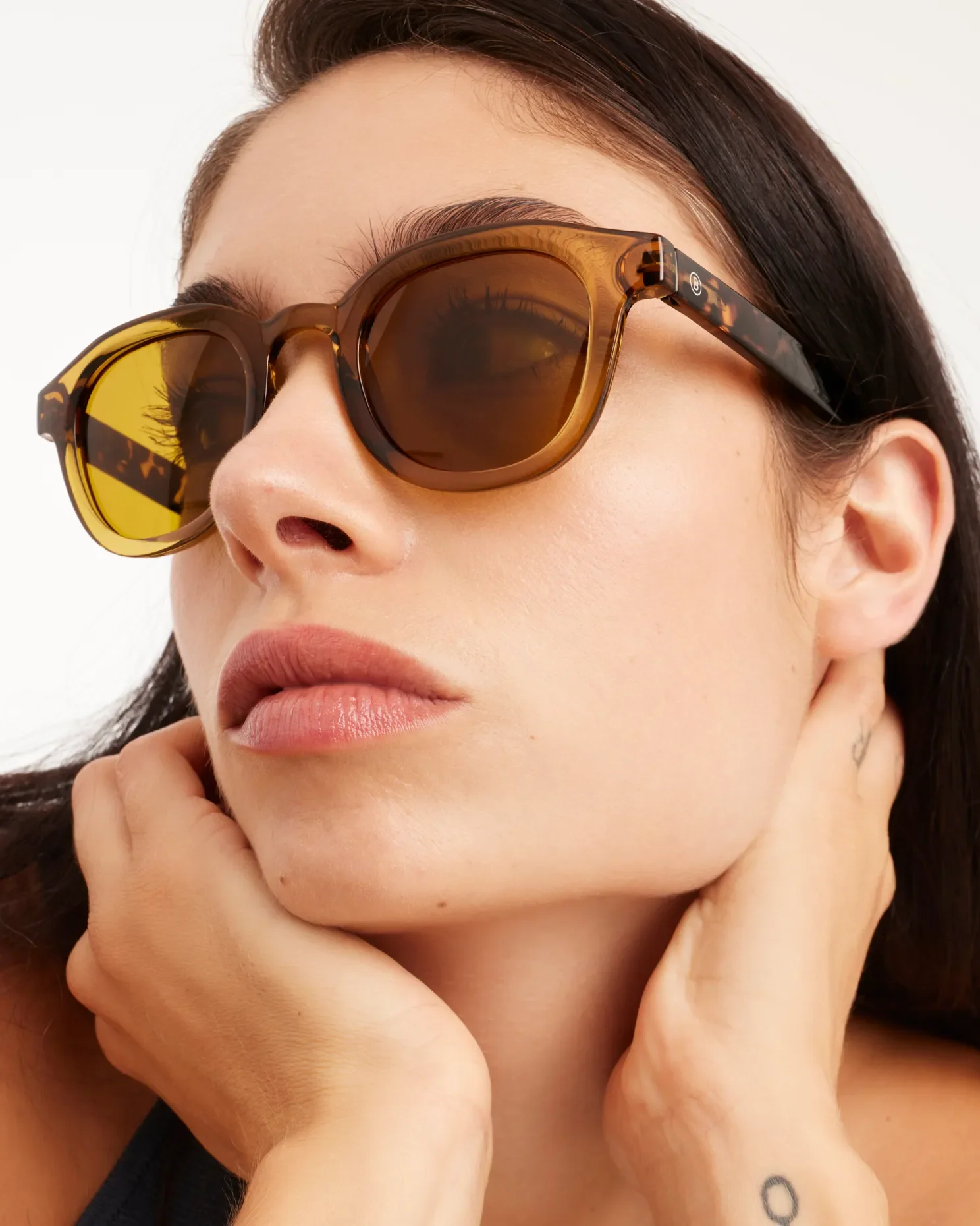 sirene-barner-ecru-sunglasses-andy5.png