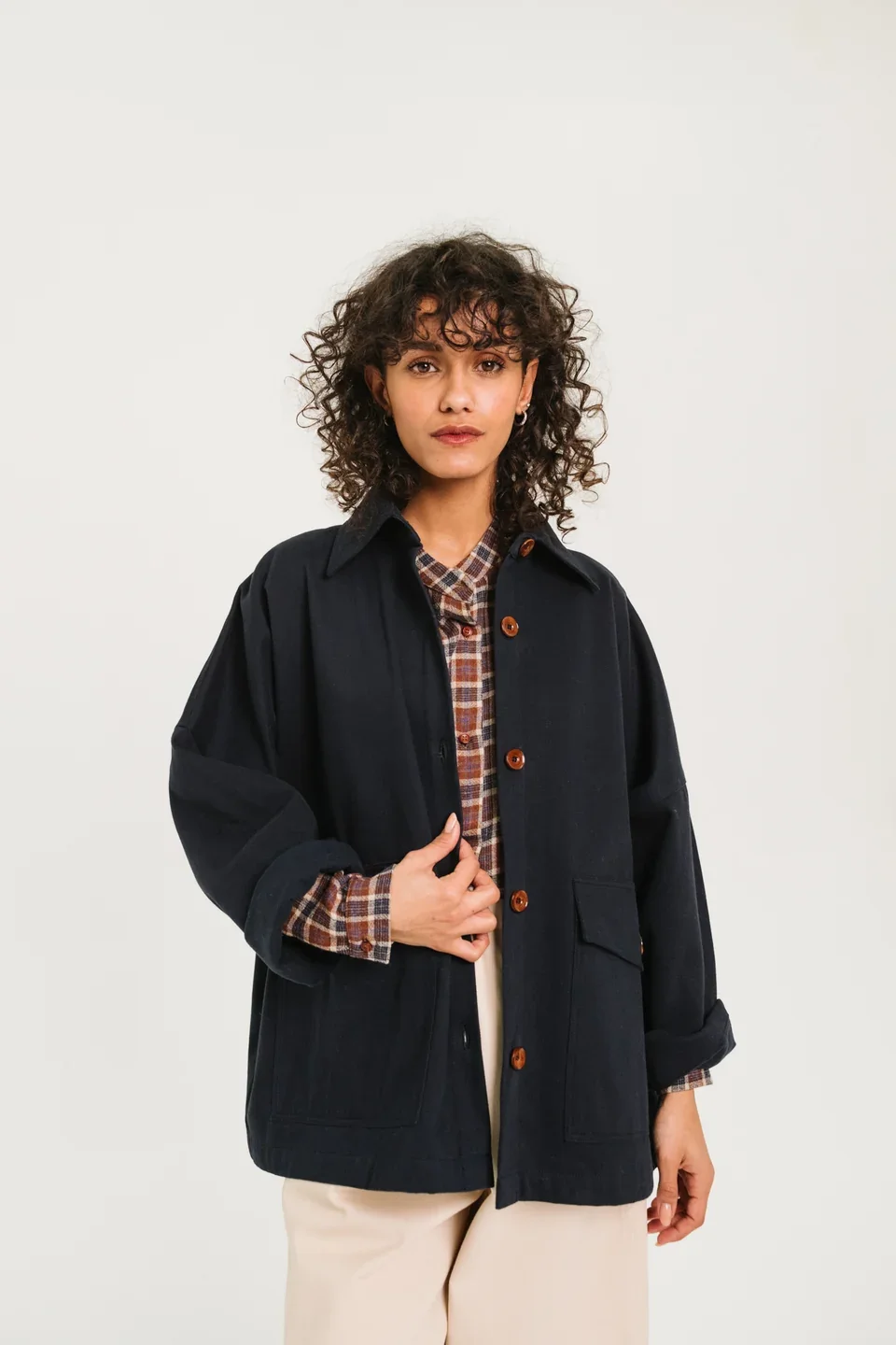 sirene-sacrecoeur-navy-jacket-romane1.WEBP