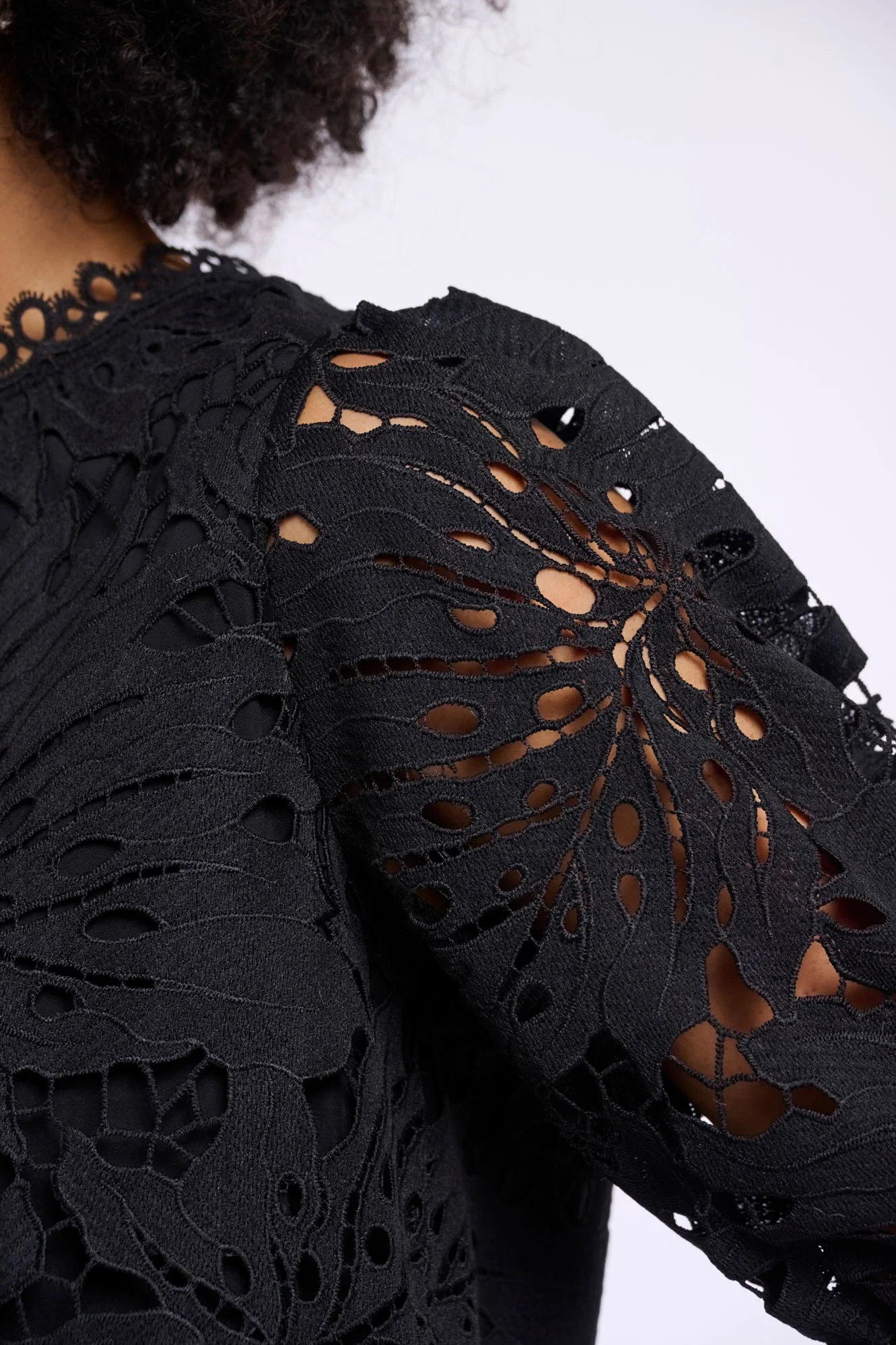 sirene-rino&pelle-black-top-chantalle2.jpg.webp