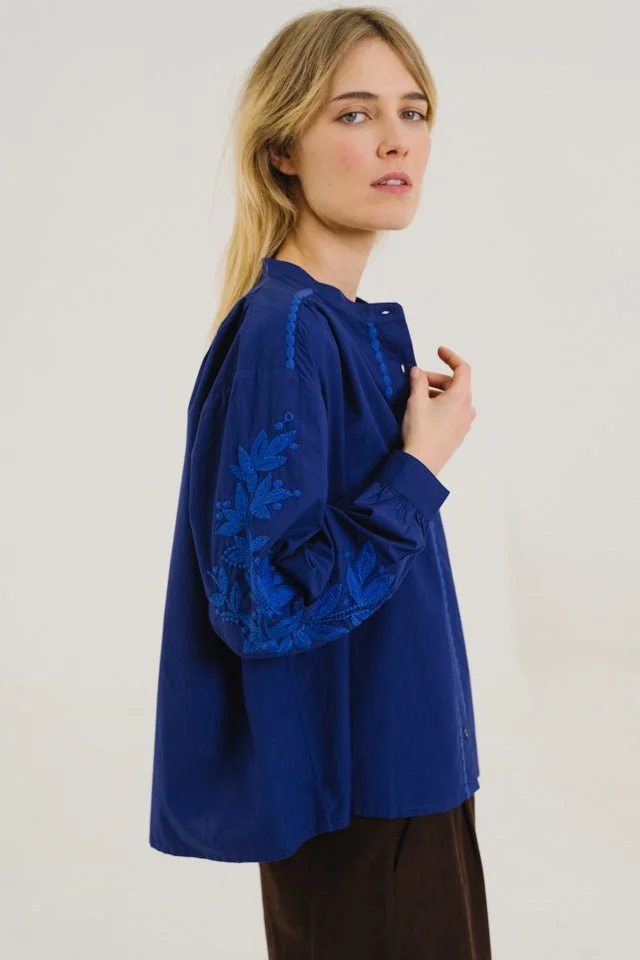 sirene-sacrecoeur-embroidered-blouse-ella-1