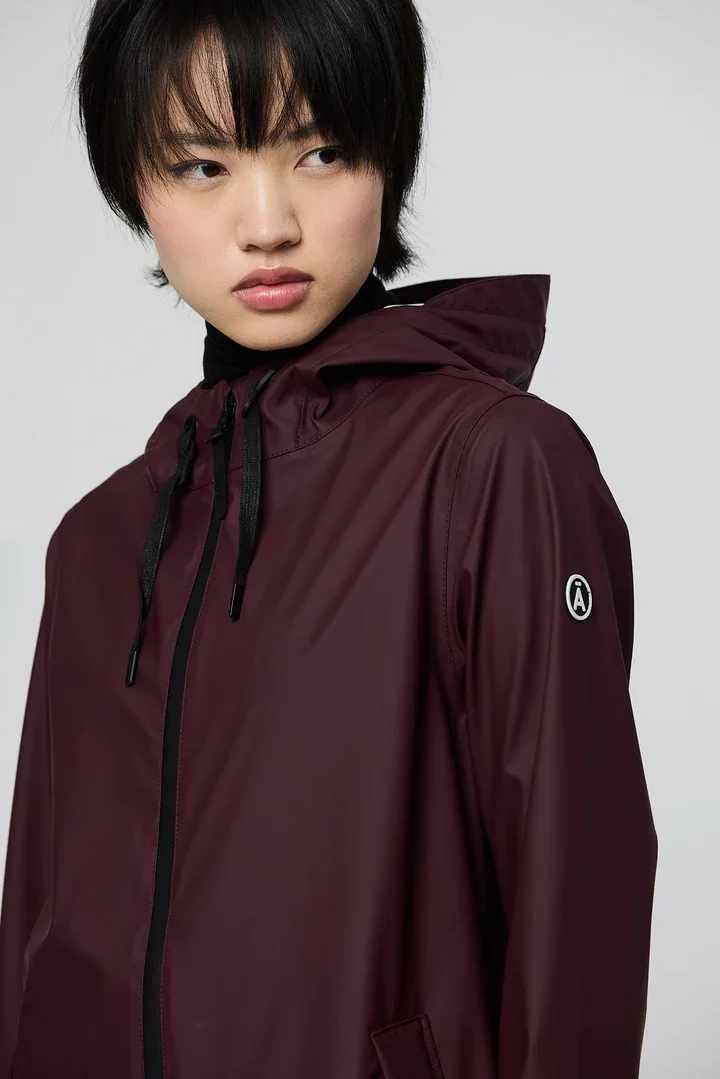 sirene-tanta-fig-raincoat-nuovola5.jpg.webp